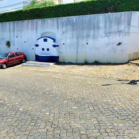 Vakantiehuis Duarte - Casa T1 - Com Vista Mar Nazaré