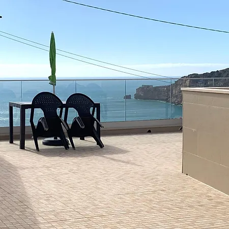 Duarte - Casa T1 - Com Vista Mar Nazaré